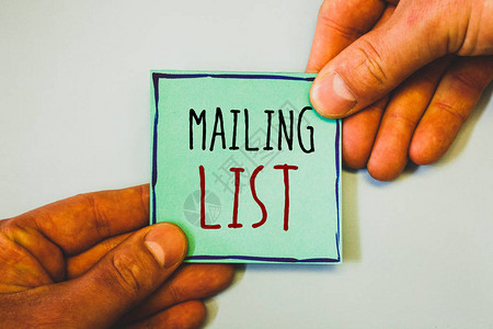 撰写邮件列表的手写文本概念意指您要发送的东西的名称和地址Uinfo图片