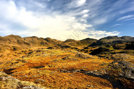 穿过大苔藓到Scafells图片