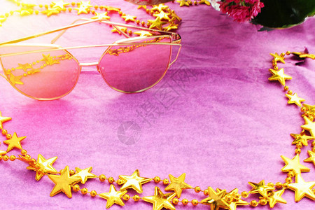 紫色平底复制空间粉红色的花裙装饰图片
