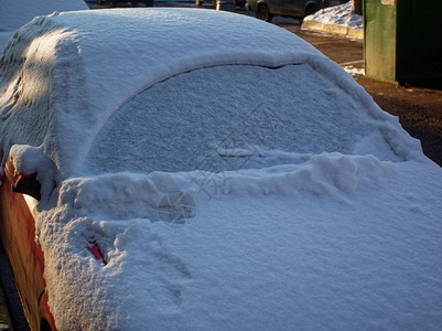 莫斯科大雪过后被雪图片