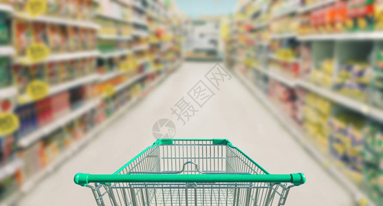 超市购物车和模糊的相片商店b图片