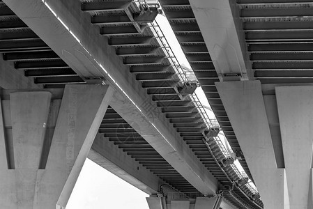 大型汽车桥梁或高架桥的工程结构或结构的一部分图片