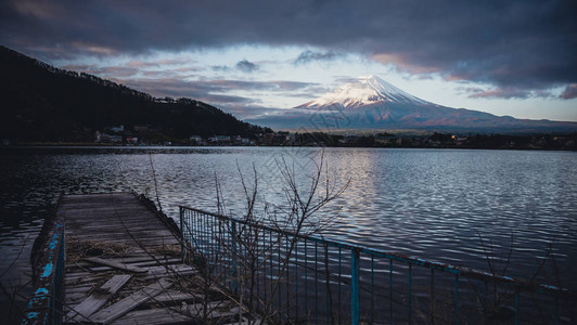 富士山以及川口县川口湖Kawaguchi湖码图片