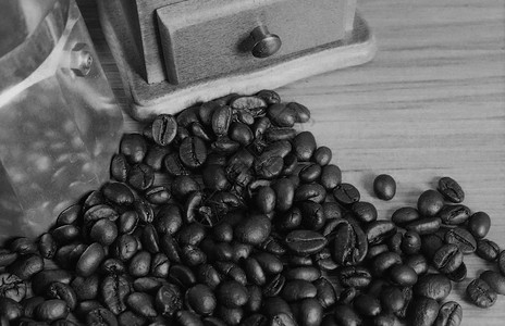 照片135黑咖啡和白咖啡烧烤图片