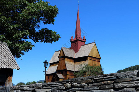 挪威Ringebu的美丽史塔夫教堂图片