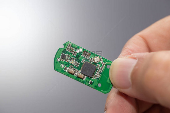 小尺寸微芯片微处理器模块图片