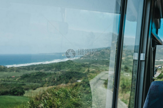 从公共汽车上欣赏巴多斯樱桃树山的景色樱桃树山海拔850英尺图片