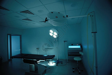医疗室内部手术台背景图片