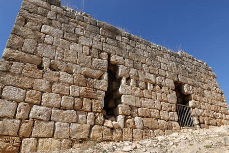 以色列十字军战士古老堡垒的图片