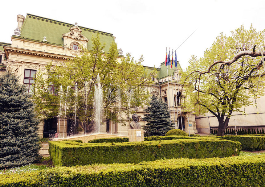 罗马尼亚Iasi市政大楼绿图片