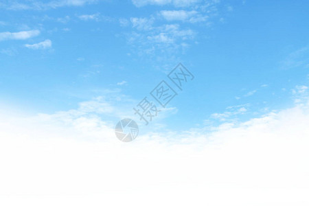 天空美丽的蓝色天空为背景天空白色图片