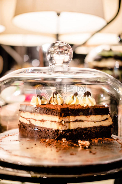 蛋糕柜甜点自助餐图片