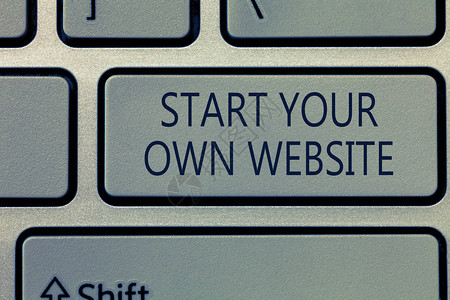 显示开始您自己的网站的书写笔记商业照片展示作为个人网图片