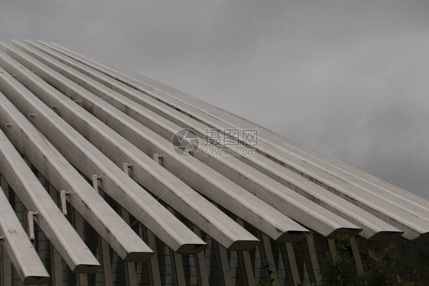 皇家奥维耶多客场挑战传统劲旅 副班长逆袭之路能否延续