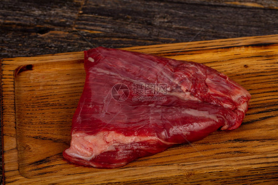 生牛肉腩排黑安格斯图片