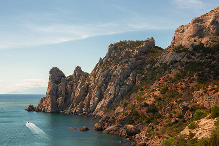 美丽的自然夏日海景图片