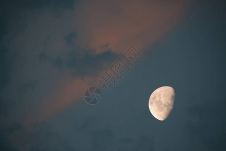 满月日食从拉潘帕La图片