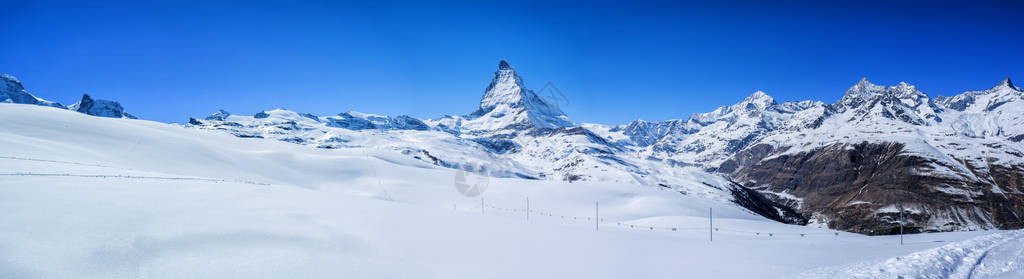 雪山的美景瑞士泽尔马特Ze图片