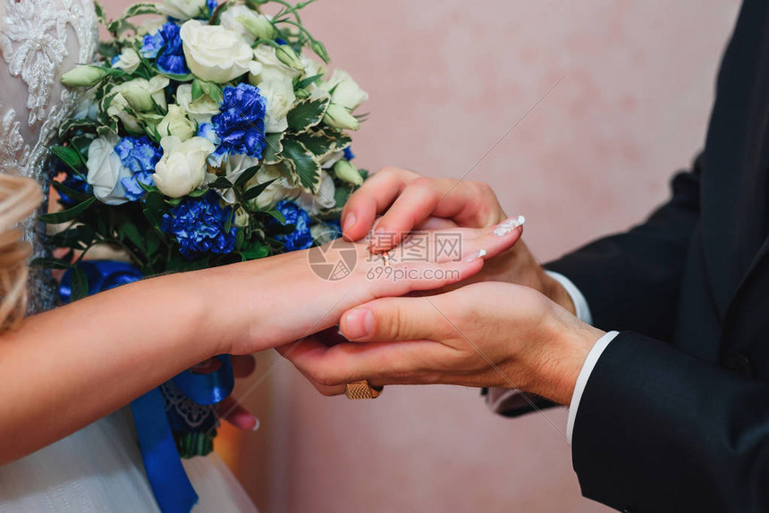 婚礼手势