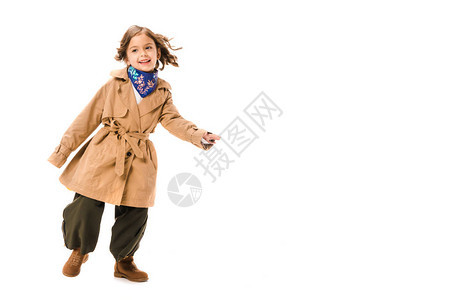 身穿海沟大衣的快乐小孩子图片