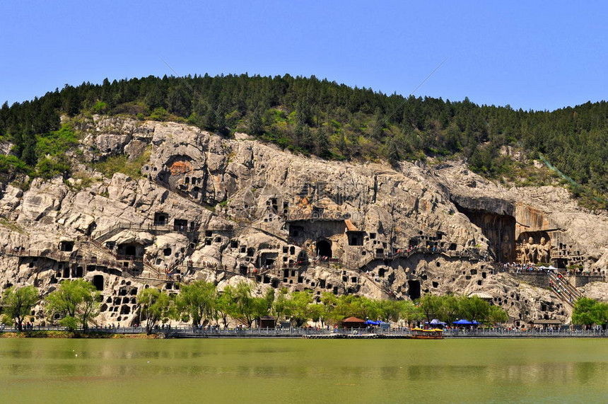 龙门直播聚焦热门话题与独家现场带来第一手资讯体验