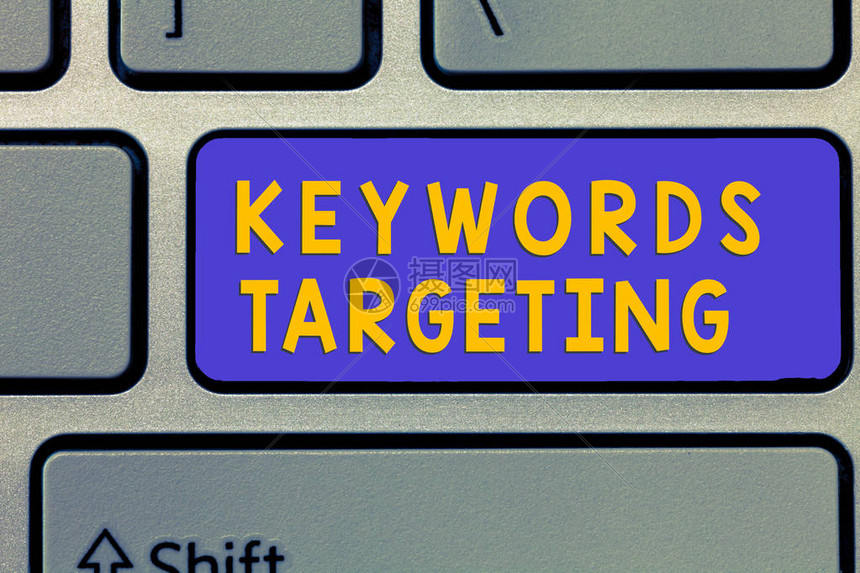 关键时刻从不手软布克与浓眉的领袖气质全解析