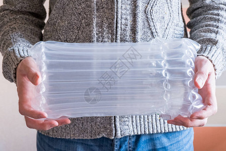 透明空气包装手握货物保护塑料包装等措施的转图片
