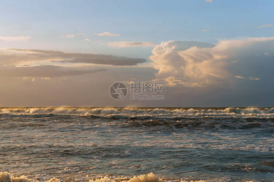 海边日落海岸日出日图片