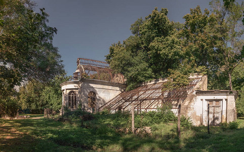 乌克兰奥德萨旧被废弃的Chka图片