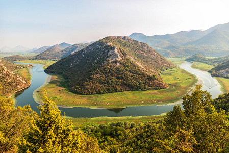 黑山Skadar湖西端的景象图片