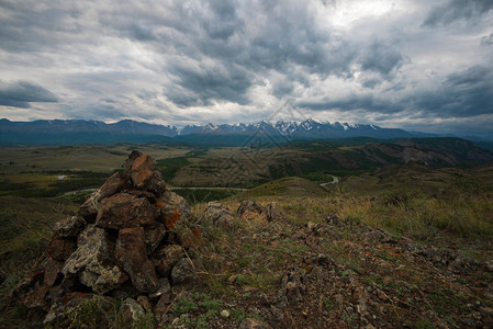 俄罗斯Altai山的Kurai草原和北Chui山图片