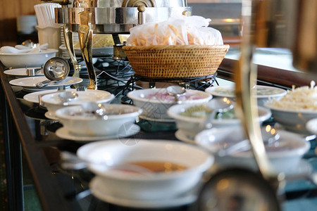 餐厅酒店的自助餐在宴会活动中用餐图片