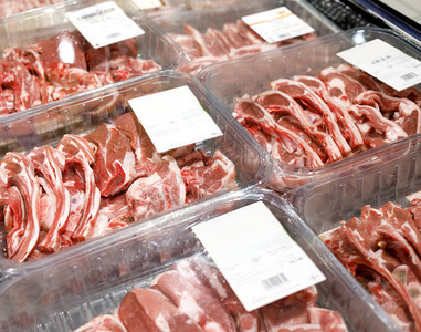 在超市展示羊肉制品图片