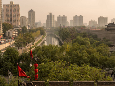 陕西冬枣西安市城墙边的摩亚和背景