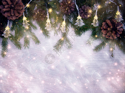 圣诞背景灯和木板上挂有圆叶图片