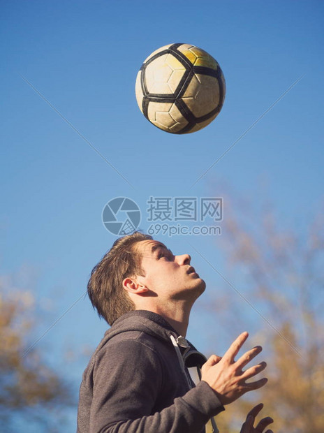 足球迷的实时指挥中心