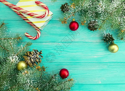 糖果圣诞树枝蓝木图片