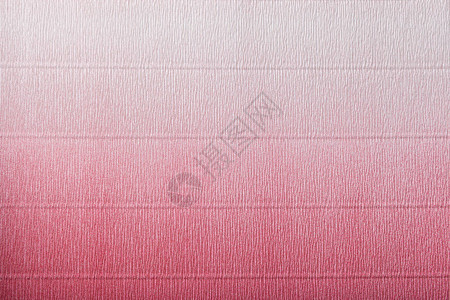 带垂直梯度宏观的光红纸和白纸纹质粉色纸板背景条图片