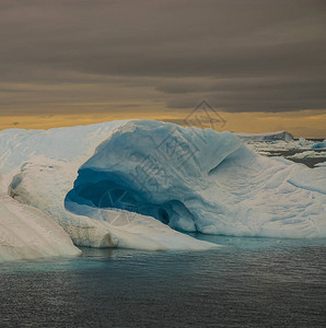 野生冰冻景观南极洲风景图片