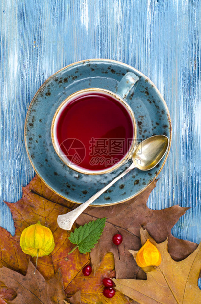 热草药红茶的模格图片