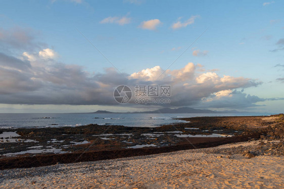 西班牙加那利群岛兰萨罗特岛从科拉莱图片