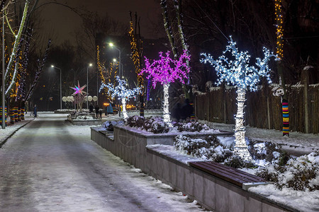 乌克兰Dnipro市原Komsomolsky公园ParkGreen图片