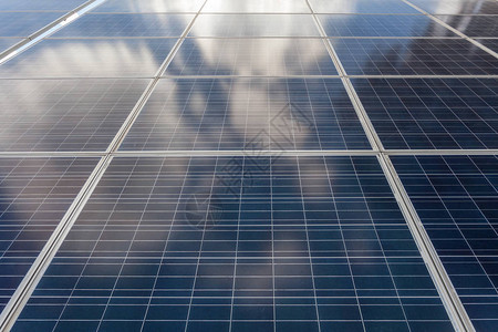 太阳能电池板贴近照片替代太阳能源概图片