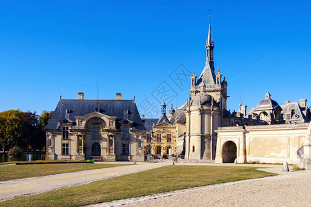 法国钱蒂利城堡和宫殿图片