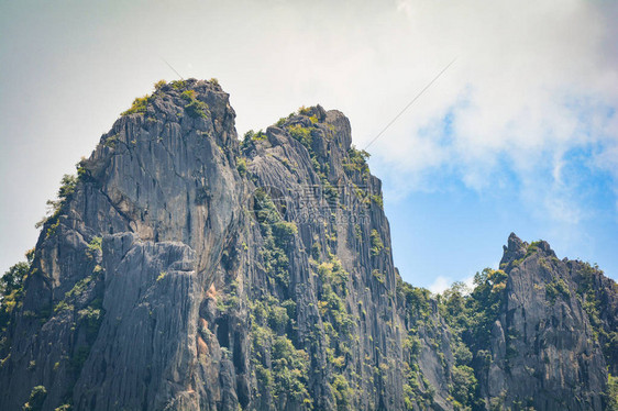 山石观崖与大山石图片