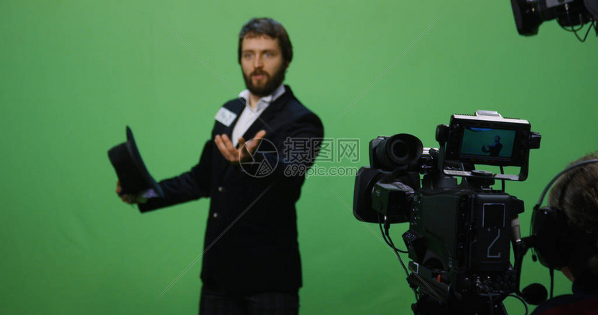 高清慢动作捕捉每一个扣篮细节