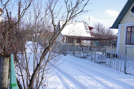冬天乌克兰小村庄图片