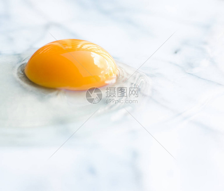 大理石蛋黄食谱配料和自制图片