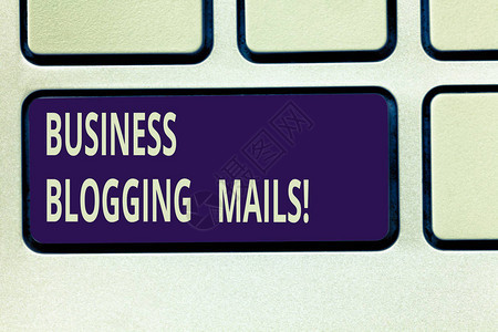 显示商业博客邮件的文本符号概念照片在线杂志宣传或宣传网站键盘意图创建计算机消图片