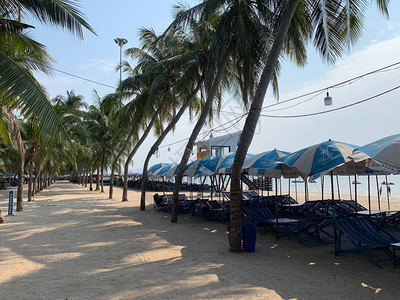泰国的Bangsaen海滩是泰国东部墨西哥湾沿岸的一个海滩小镇它是离曼谷最近的海滩图片